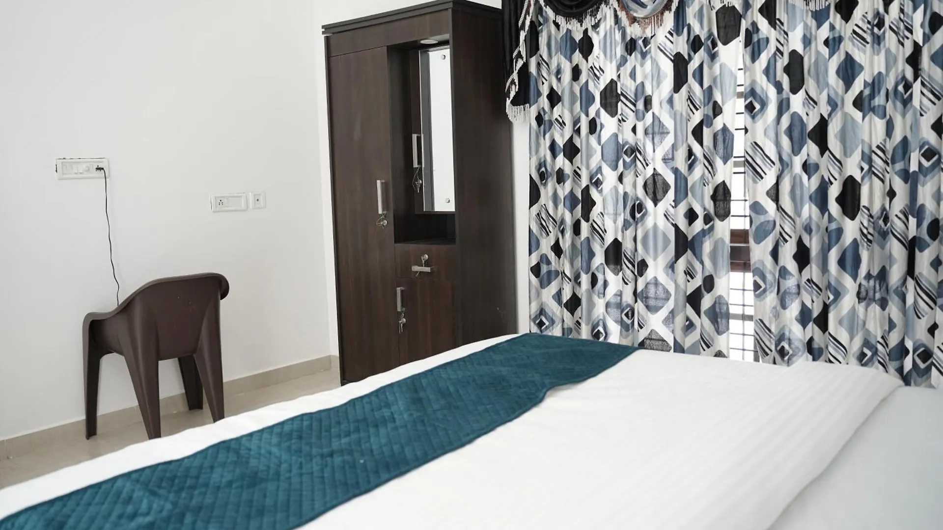 Blueway Homestay Munnar