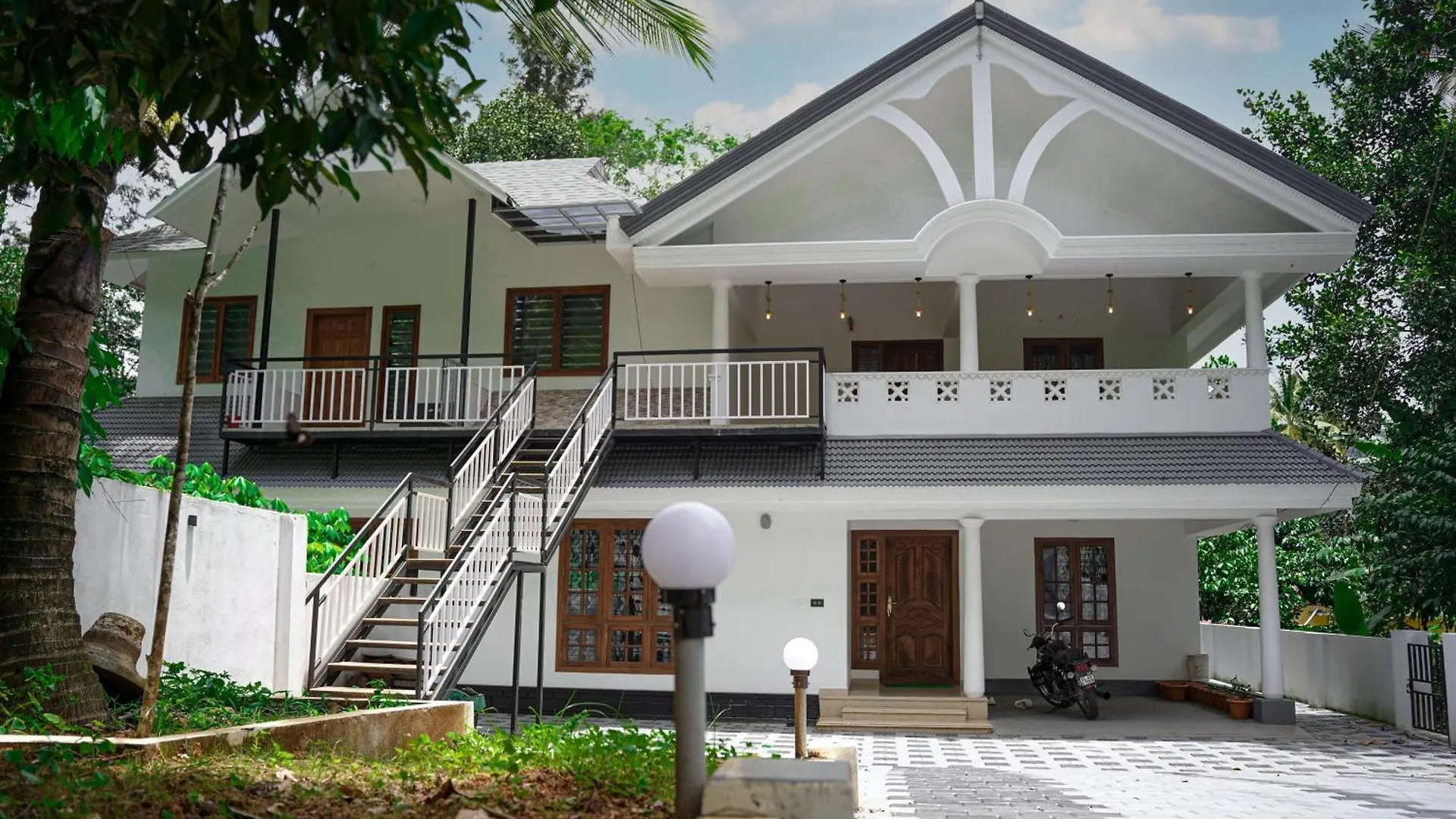 Blueway Homestay Munnar India